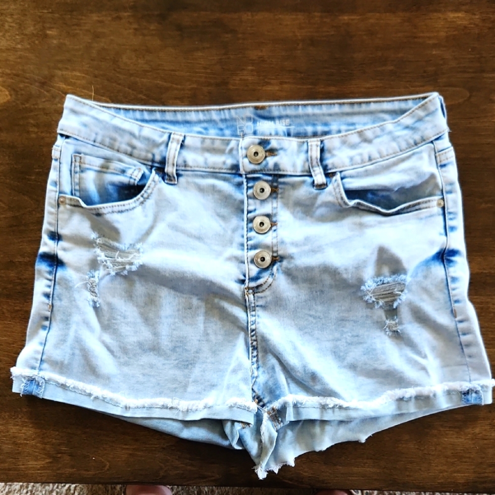 NOBO Light Wash Button-Up Jean Shorts High Rise